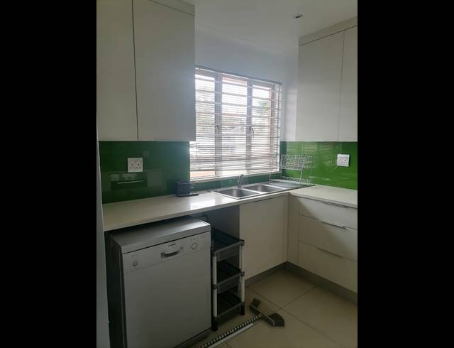 3 BEDROOM APARTMENT TO LET IN SHERWOOD